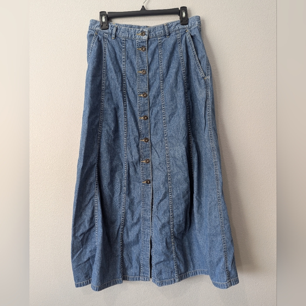 Maxi denim skirt